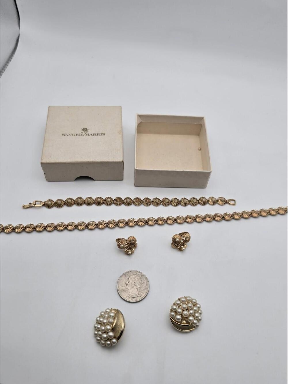 Vintage Crown Trifari 4-Piece Jewelry Set